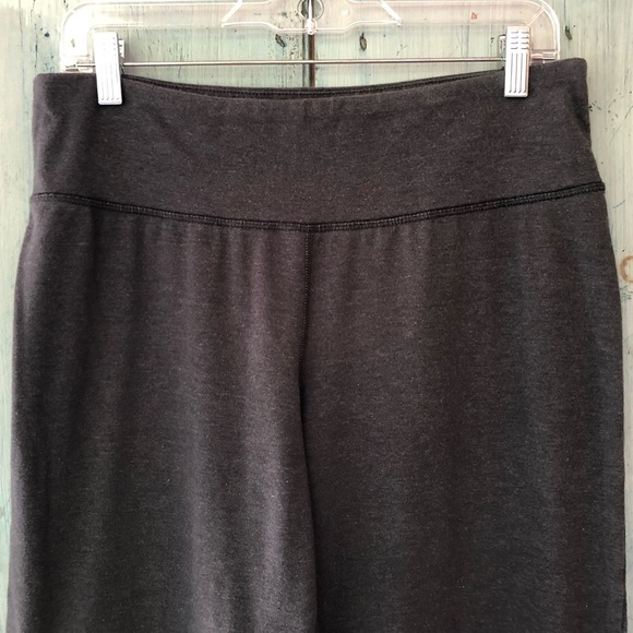 Champion relaxed fit charcoal gray athletic pants for working out/running around - Picture 2 of 7